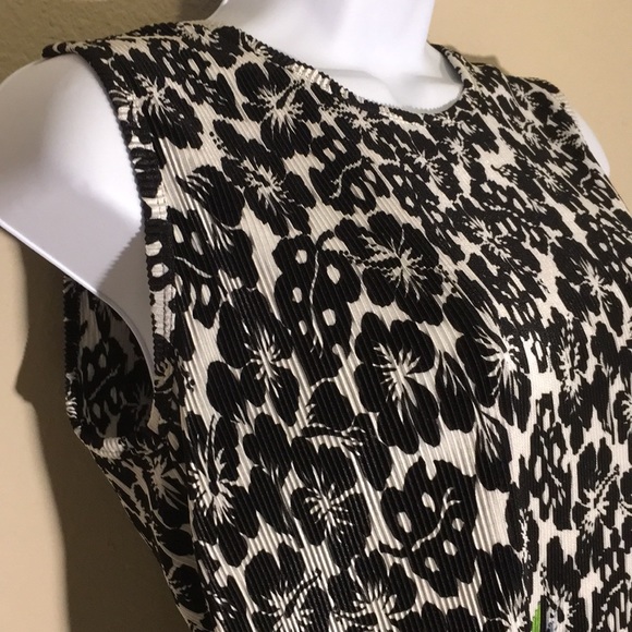 🌈 Dress Barn Women’s Colorful Tank Top - Picture 6 of 7